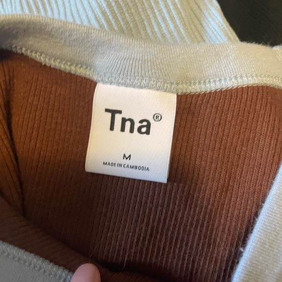 TNA ribbed crop top - Picture 3 of 3